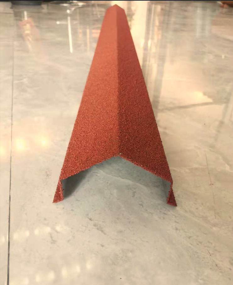 中國紅角脊
